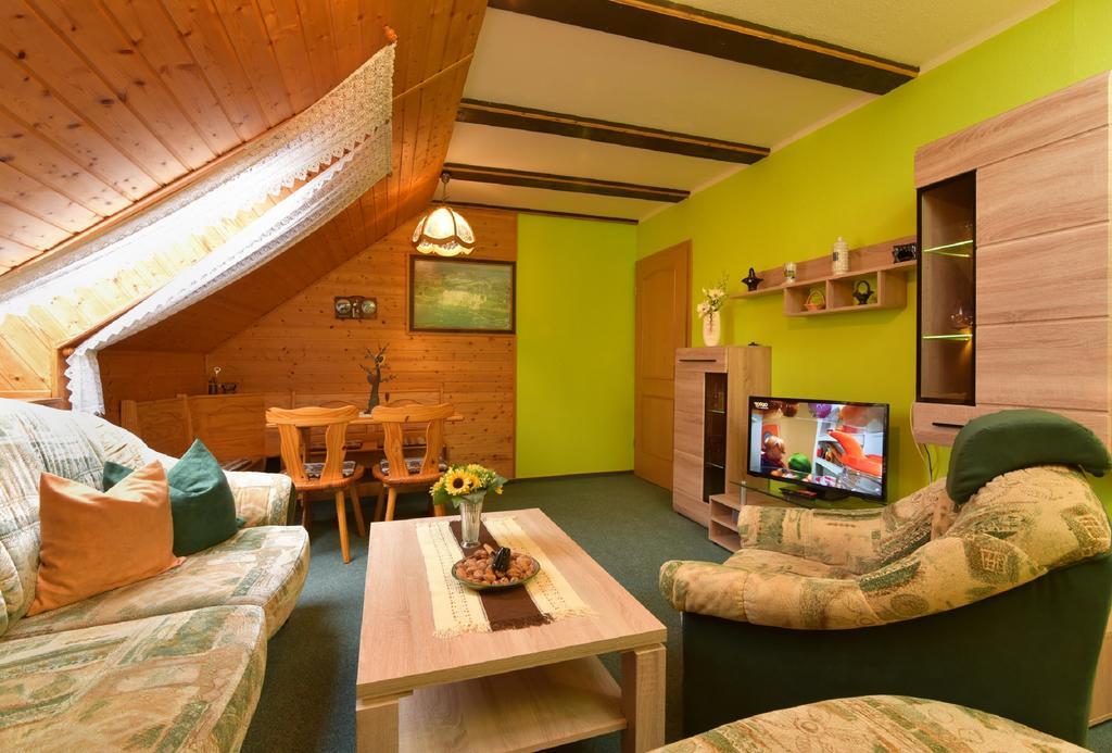 Ferienhaus Richter Drognitz エクステリア 写真